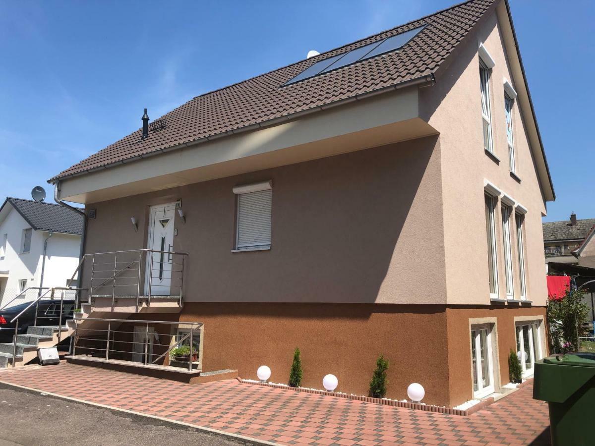 Apartment Stabel 8,1 Km Von Europa Park คิพเพนไฮม์ ภายนอก รูปภาพ